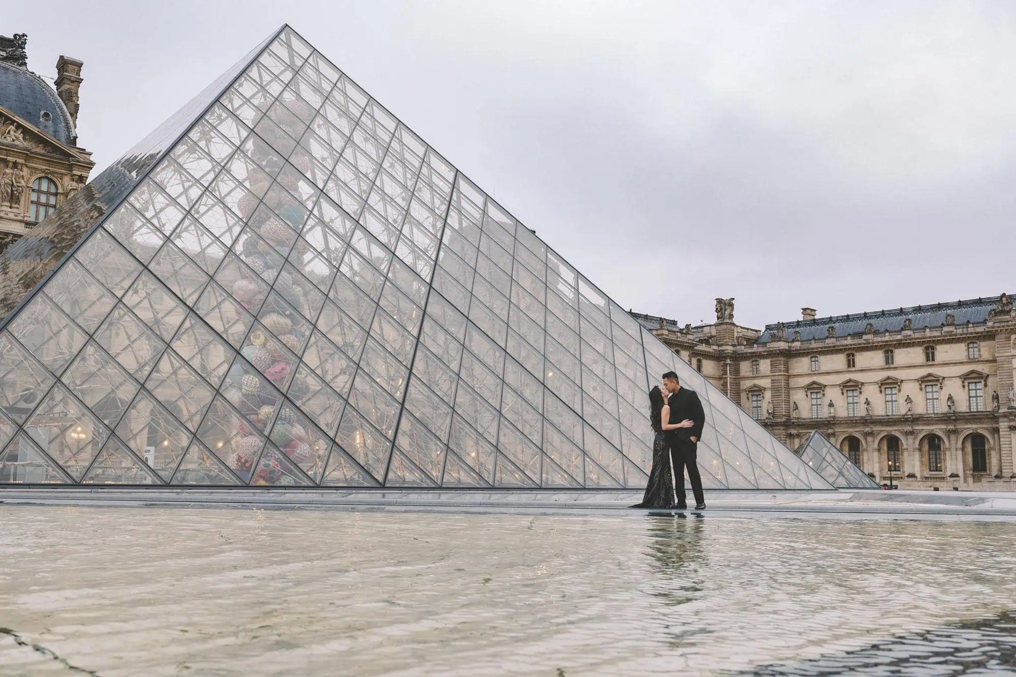 Sunrise Photoshoot at the Louvre: Timing, Spots & How to Plan